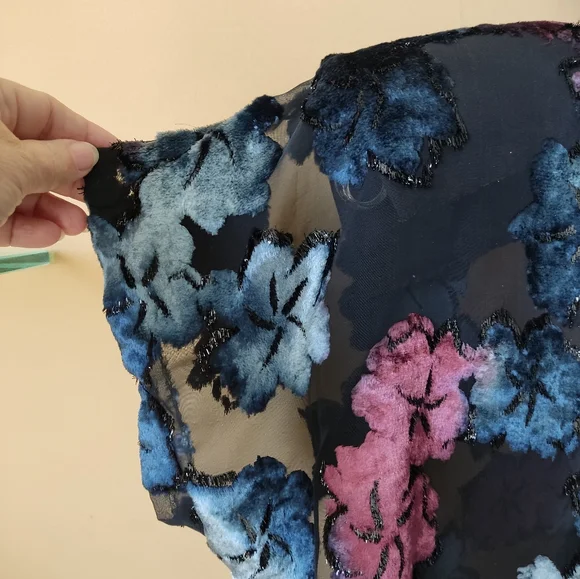 Sheer Embroidered Floral Cropped Bolero Shrug - Picture 8 of 8